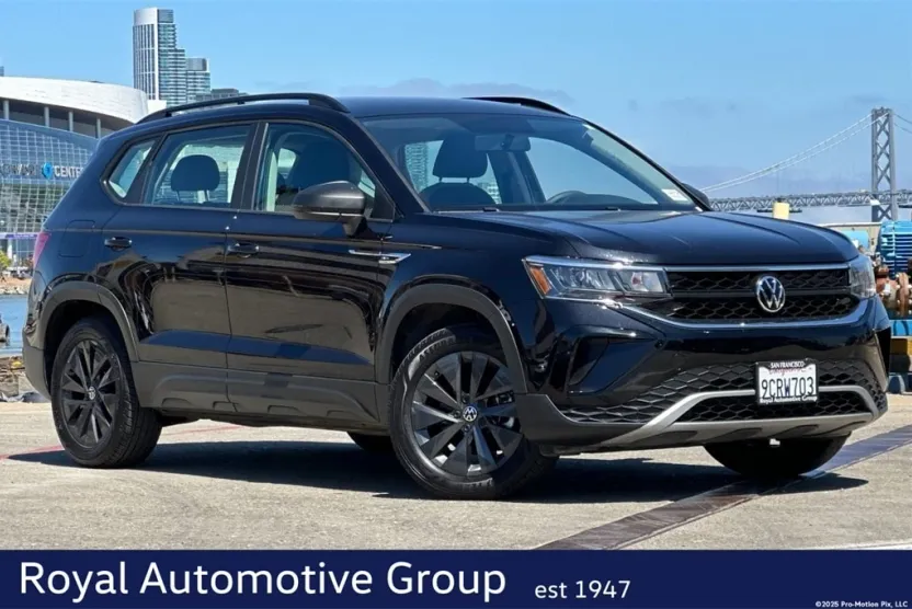 2022 Volkswagen Taos S photo 1