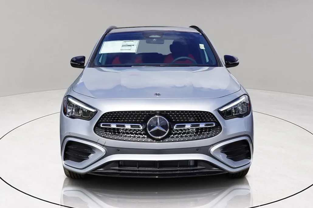 2025 Mercedes Benz GLA 250 photo 1