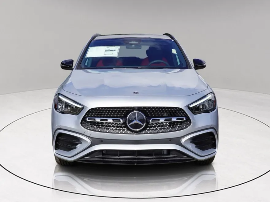 2025 Mercedes Benz GLA 250 photo 1