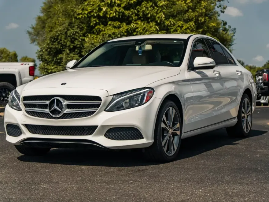 2015 Mercedes Benz C 300 Sport photo 1