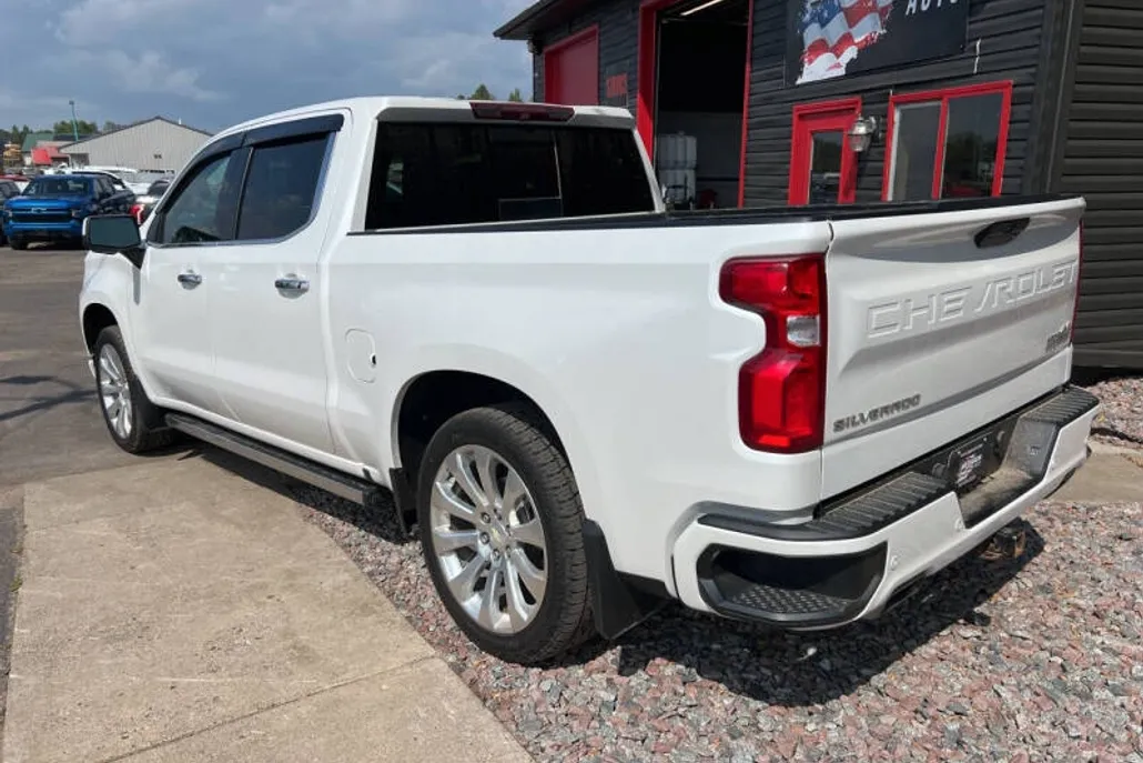 2019 Chevrolet Silverado 1500 High Country photo 1