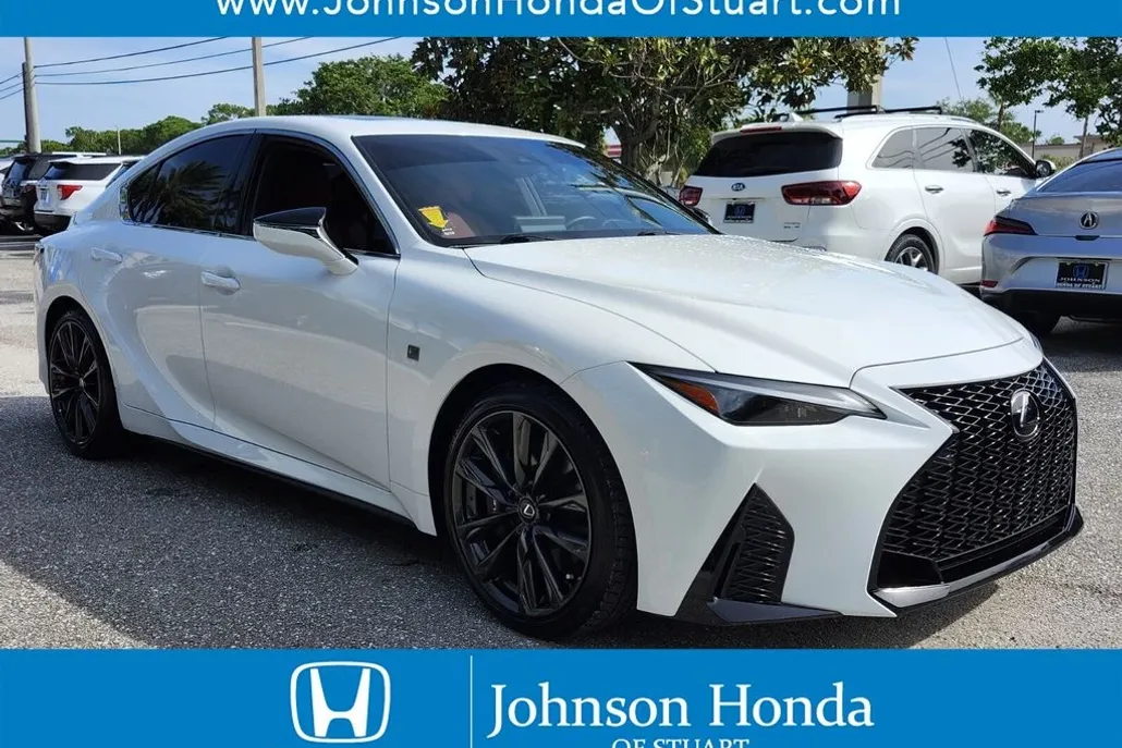 2024 Lexus IS 350 F SPORT photo 1
