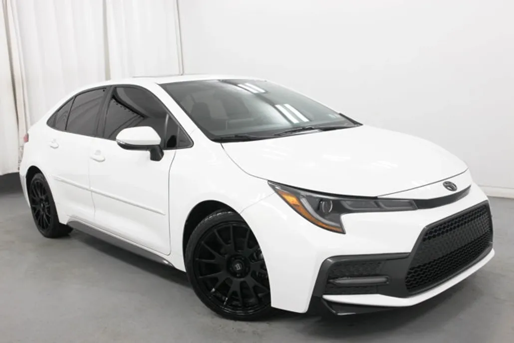 2020 Toyota Corolla SE photo 1