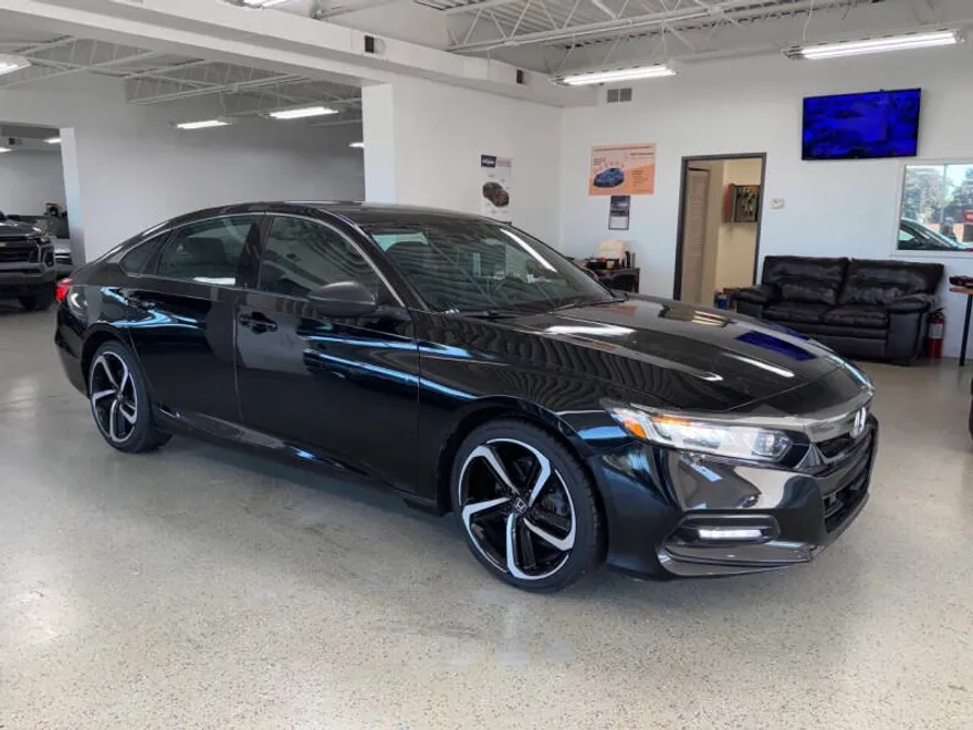 2019 Honda Accord Sport photo 1