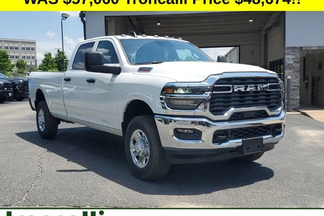 2025 Ram 2500 Tradesman photo 1