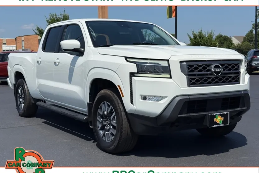 2022 Nissan Frontier Crew Cab SV photo 1