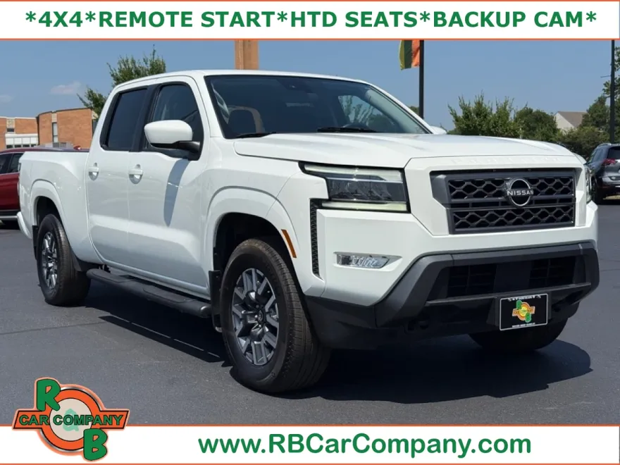 2022 Nissan Frontier Crew Cab SV photo 1