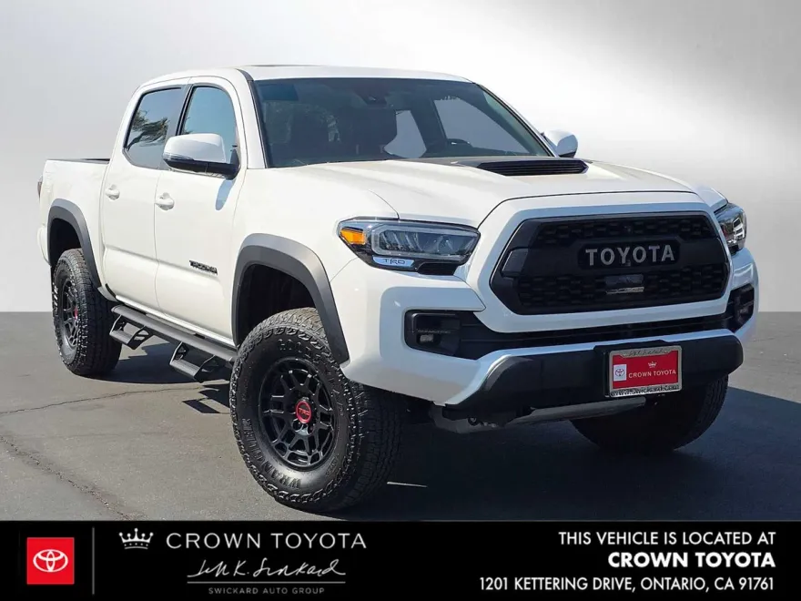 2023 Toyota Tacoma TRD Pro photo 1