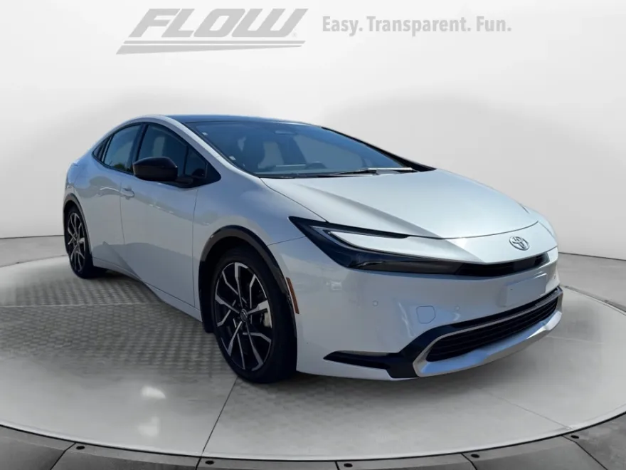 2024 Toyota Prius Prime XSE photo 1