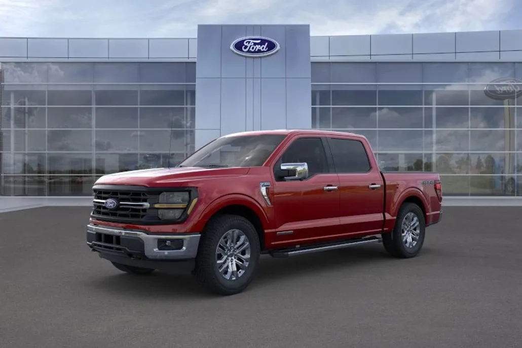 2025 Ford F-150 XLT photo 1