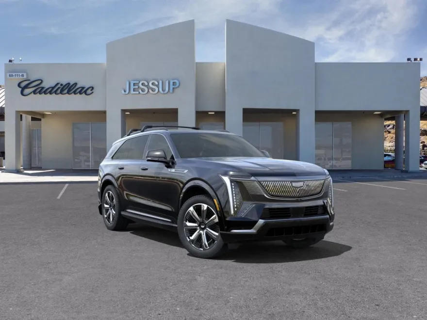 2025 Cadillac Escalade IQ Luxury photo 1