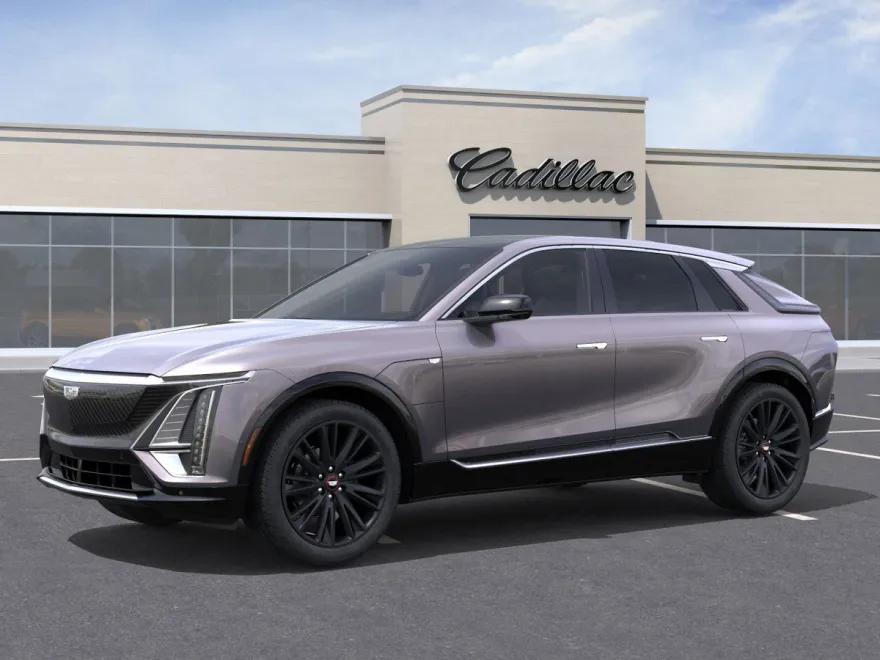 2025 Cadillac Lyriq Luxury photo 1