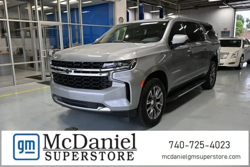2023 Chevrolet Suburban LS photo 1