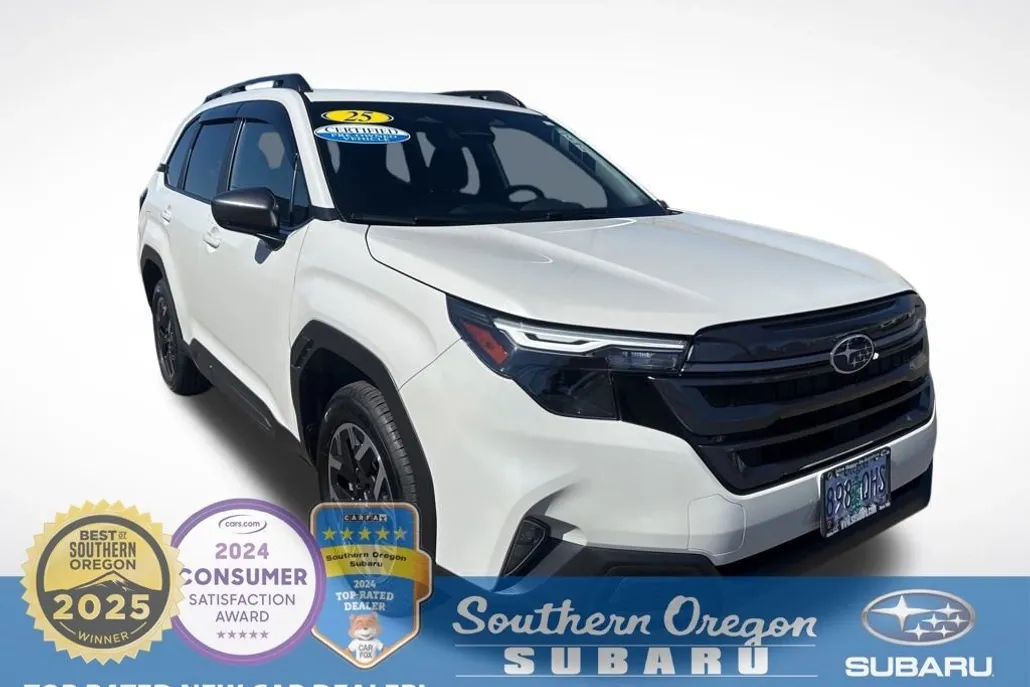 2025 Subaru Forester Premium photo 1