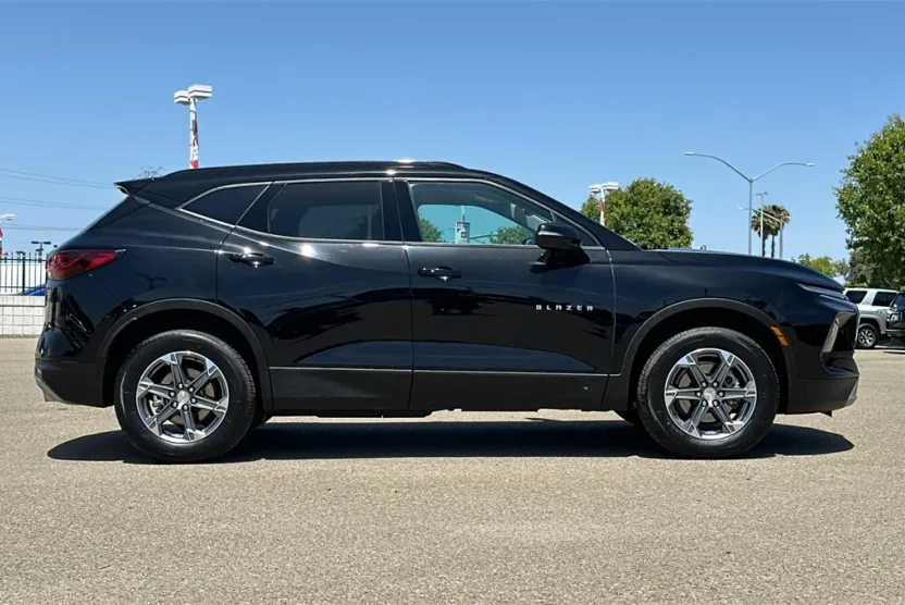 2024 Chevrolet Blazer 3LT photo 1