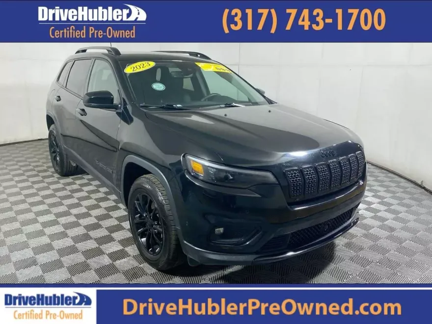 2023 Jeep Cherokee Altitude Lux photo 1