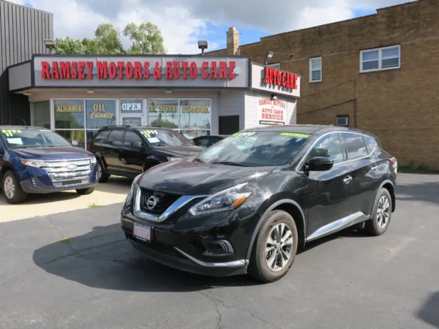 2018 Nissan Murano S photo 1