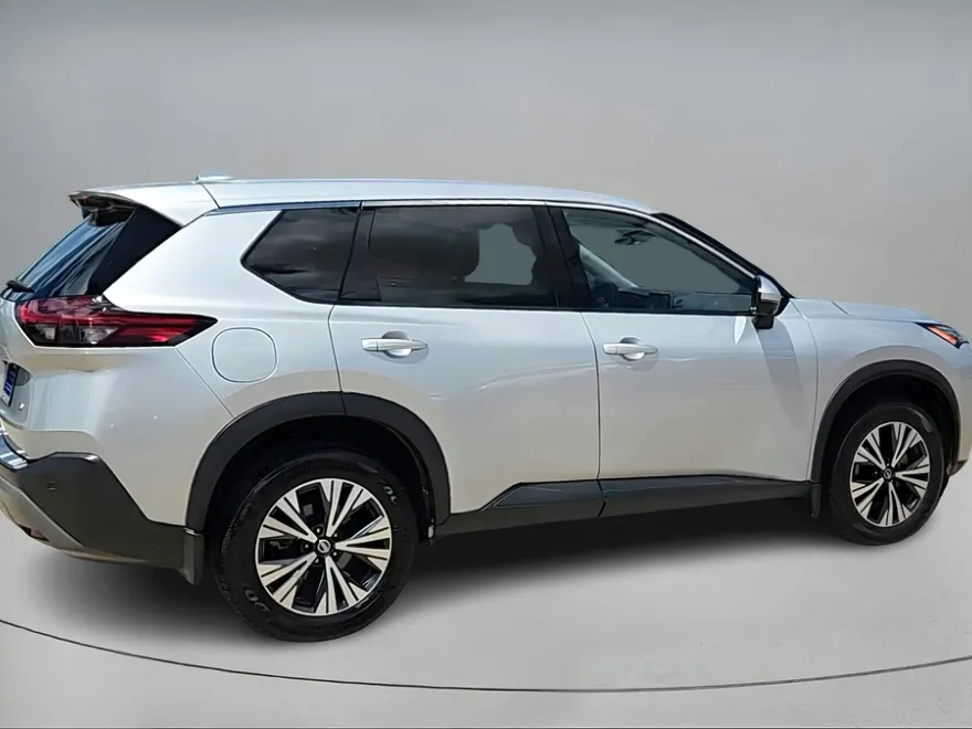 2023 Nissan Rogue SV photo 1