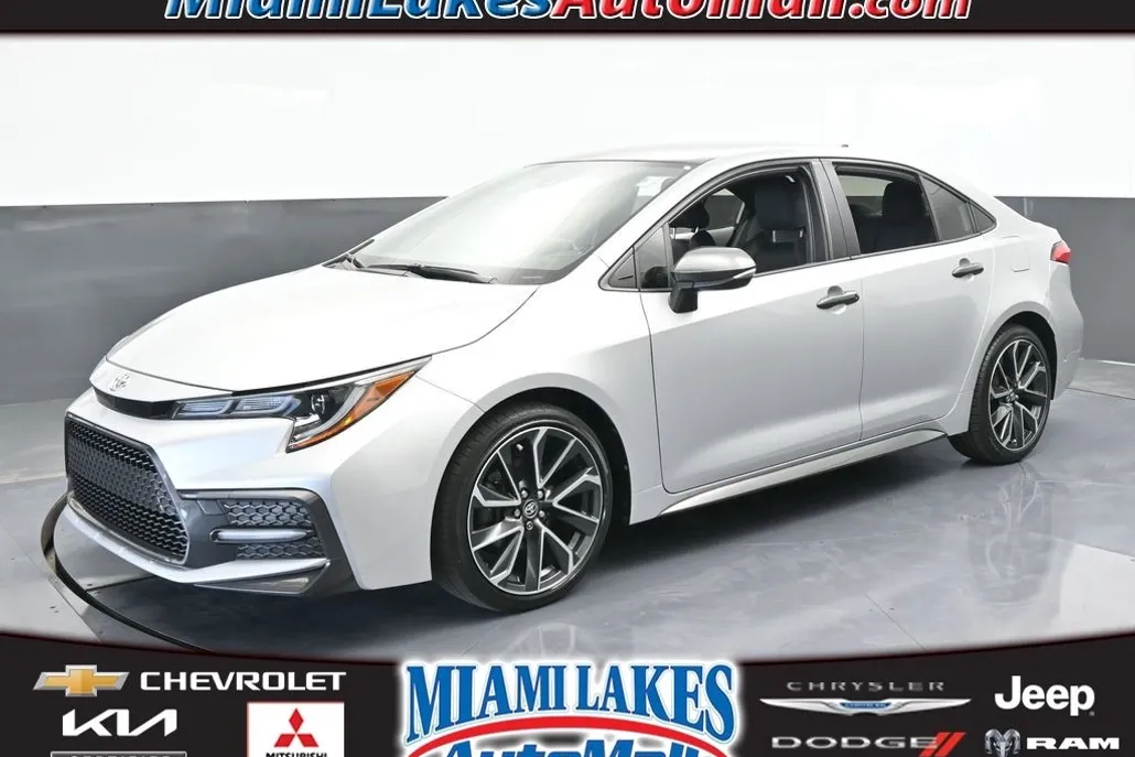 2021 Toyota Corolla SE photo 1