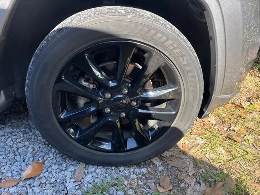 2018 Jeep Grand Cherokee Altitude photo 1