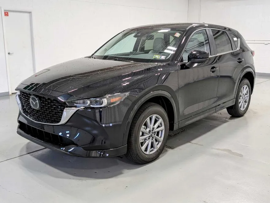2025 Mazda CX-5 2.5 S Preferred photo 1