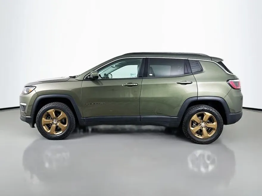 2018 Jeep Compass Latitude photo 1