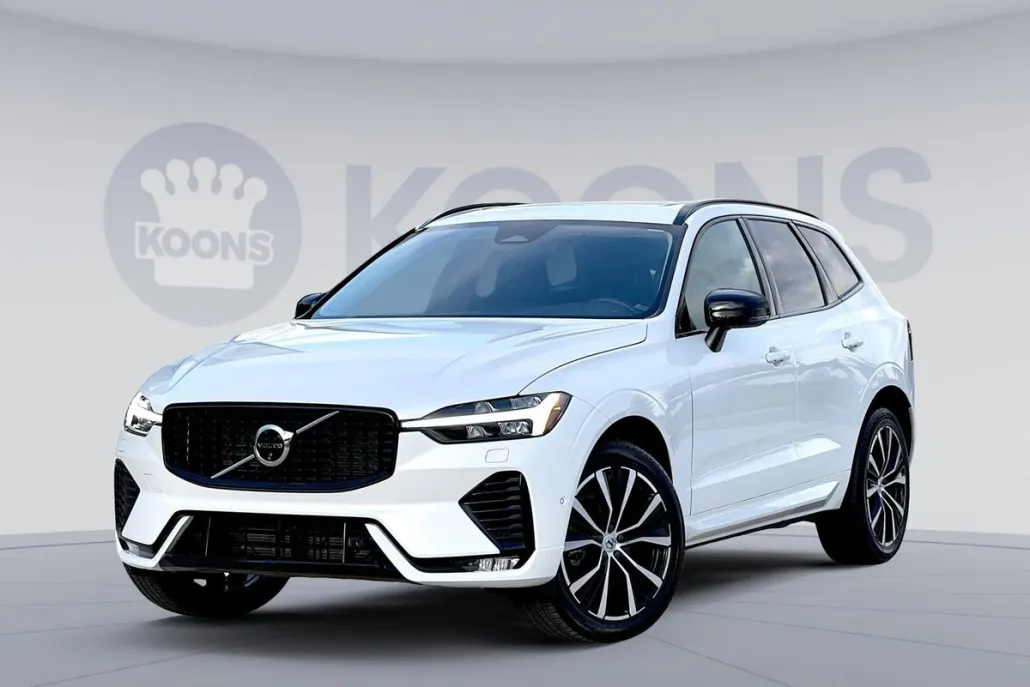 2024 Volvo XC60 B5 Plus photo 1