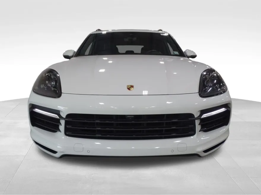 2020 Porsche Cayenne Base photo 2