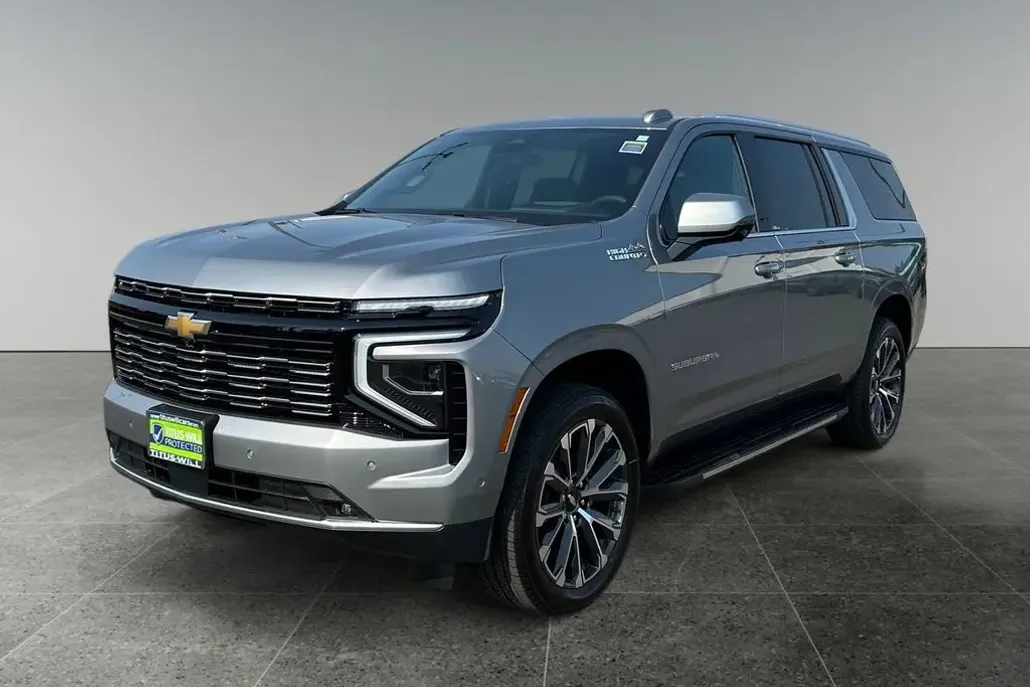 2025 Chevrolet Suburban High Country photo 1