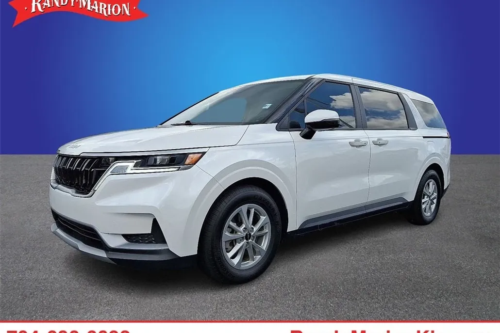 2024 Kia Carnival LX photo 1