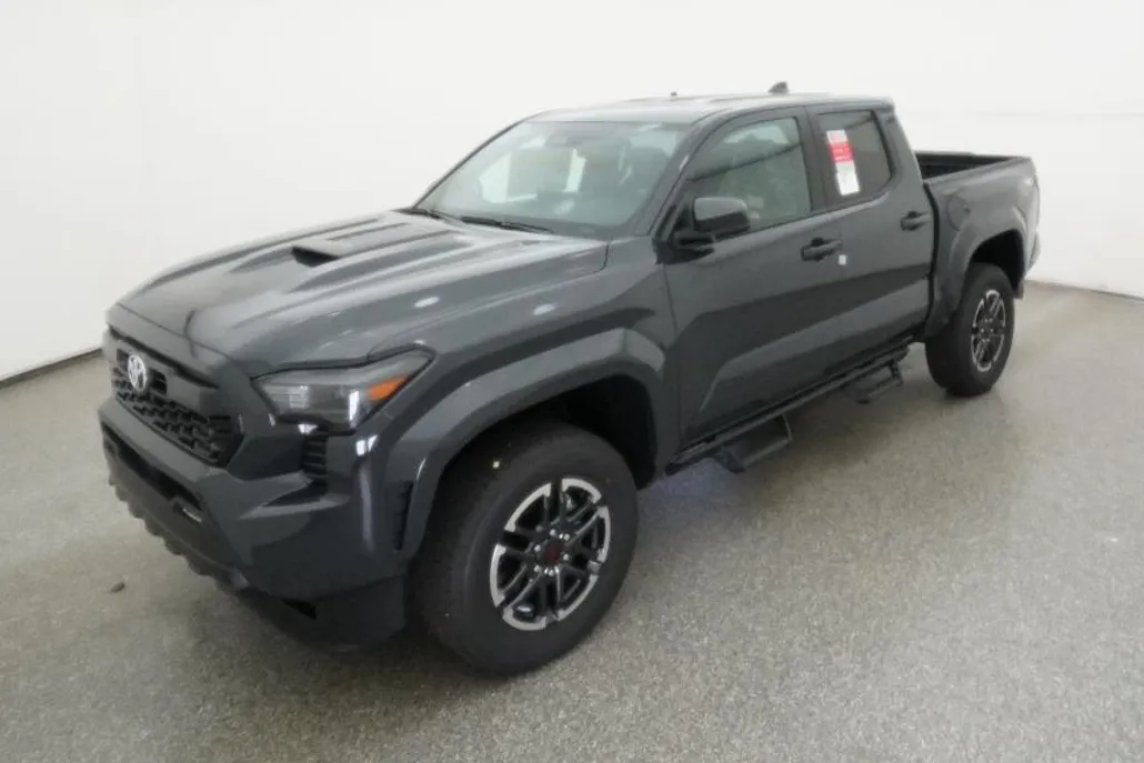 2025 Toyota Tacoma TRD Sport Double Cab photo 1