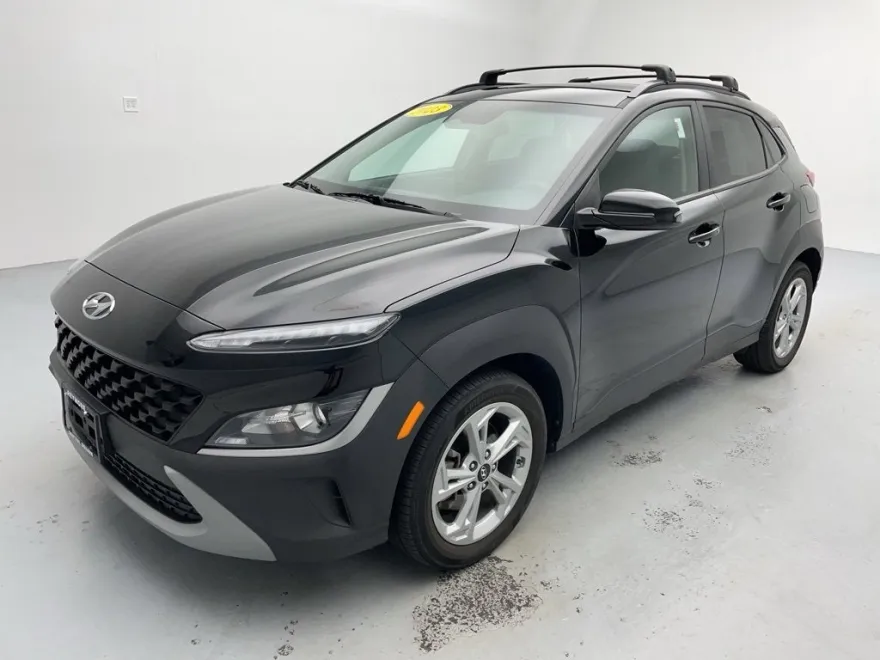2023 Hyundai Kona SEL photo 1