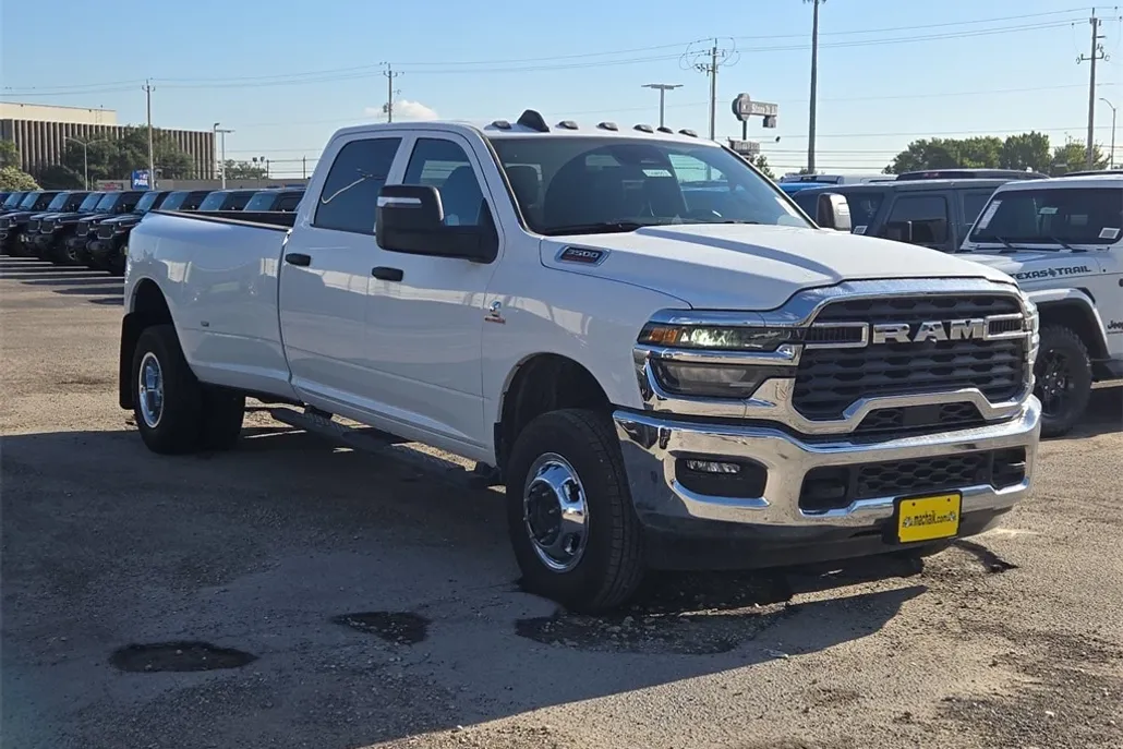 2026 Ram 3500 Tradesman photo 1