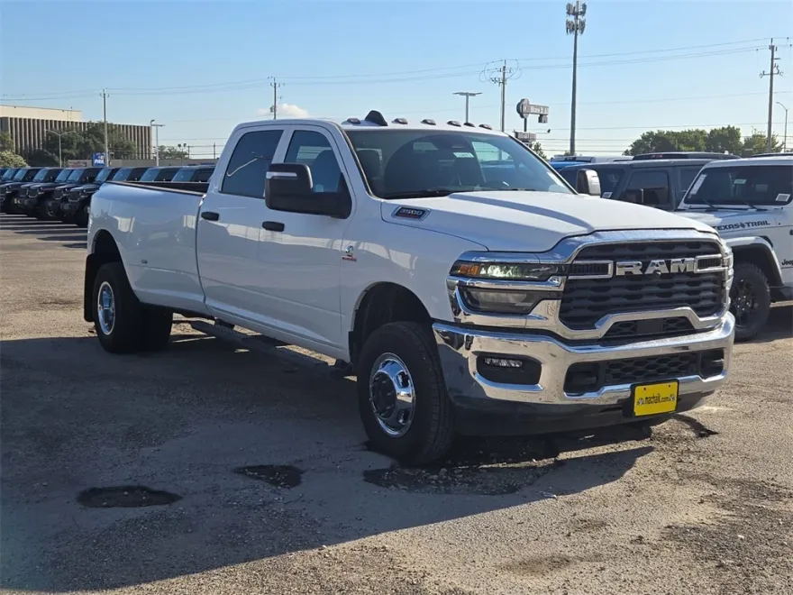 2026 Ram 3500 Tradesman photo 1