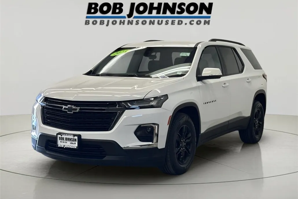 2023 Chevrolet Traverse Leather photo 1