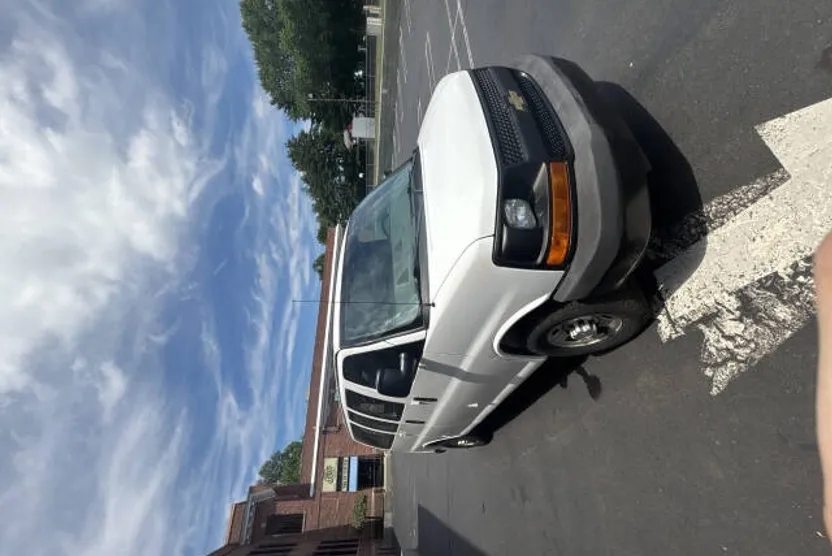 2016 Chevrolet Express 2500 Cargo photo 1