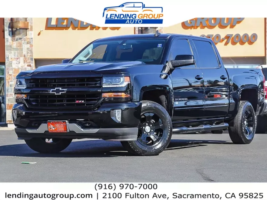 2018 Chevrolet Silverado 1500 LT Z71 photo 1