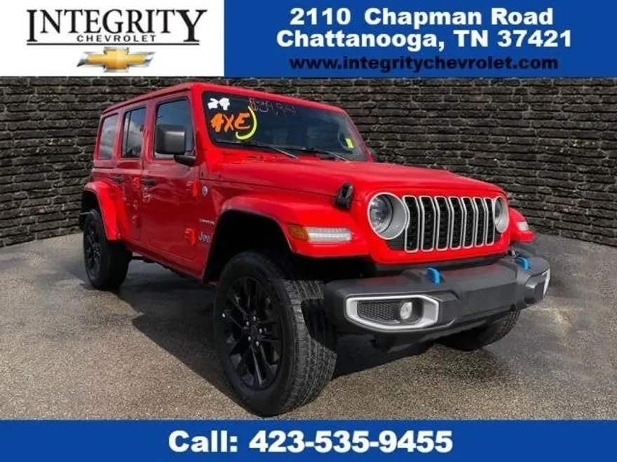 2024 Jeep Wrangler 4xe Sahara photo 1