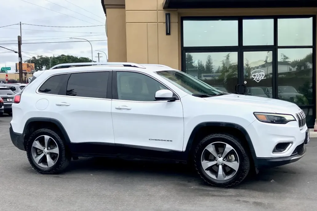 2019 Jeep Cherokee Limited photo 1