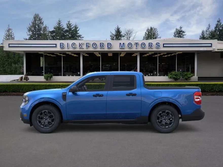 2025 Ford Maverick XLT photo 1