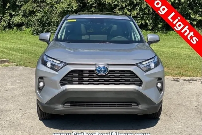 2024 Toyota RAV4 Hybrid XLE Premium photo 1