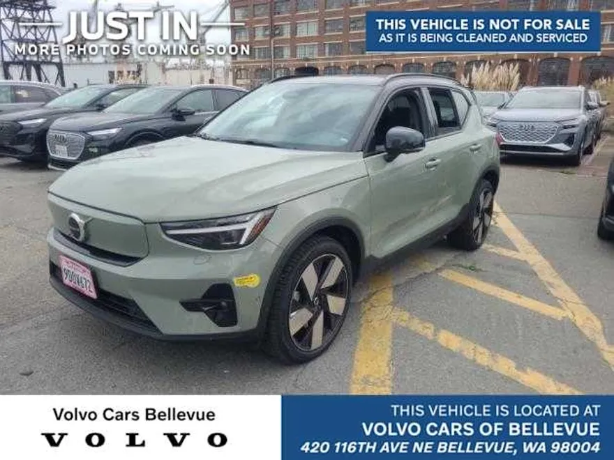 2023 Volvo XC40 Recharge Ultimate photo 1