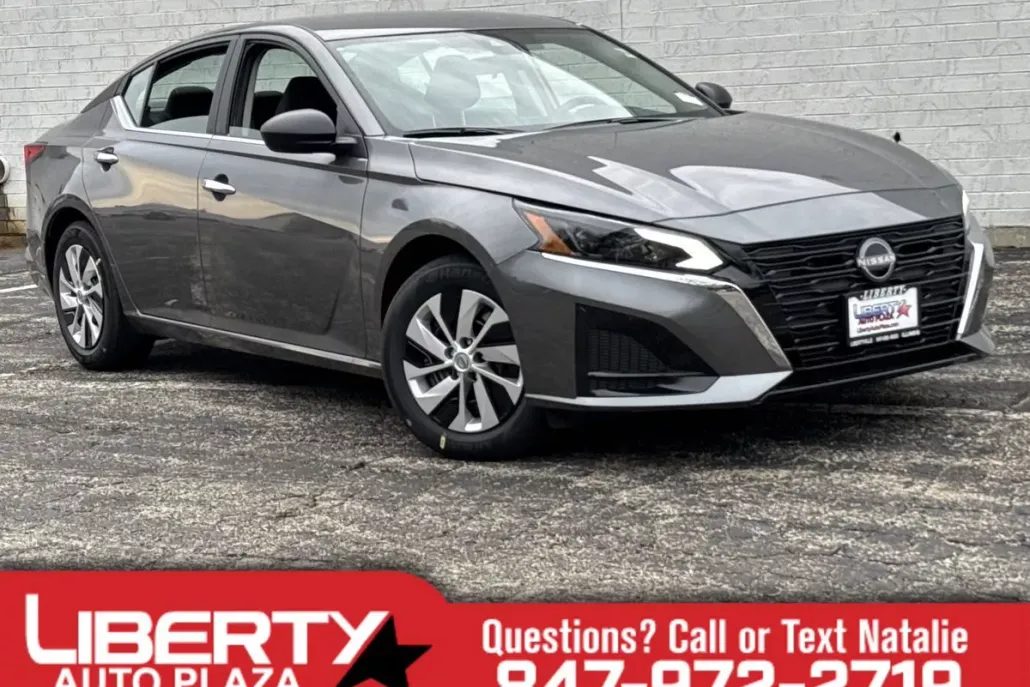 2025 Nissan Altima S photo 1
