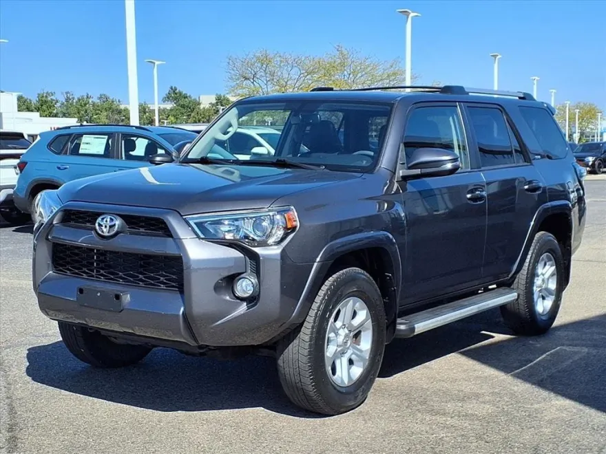 2019 Toyota 4Runner SR5 Premium photo 1