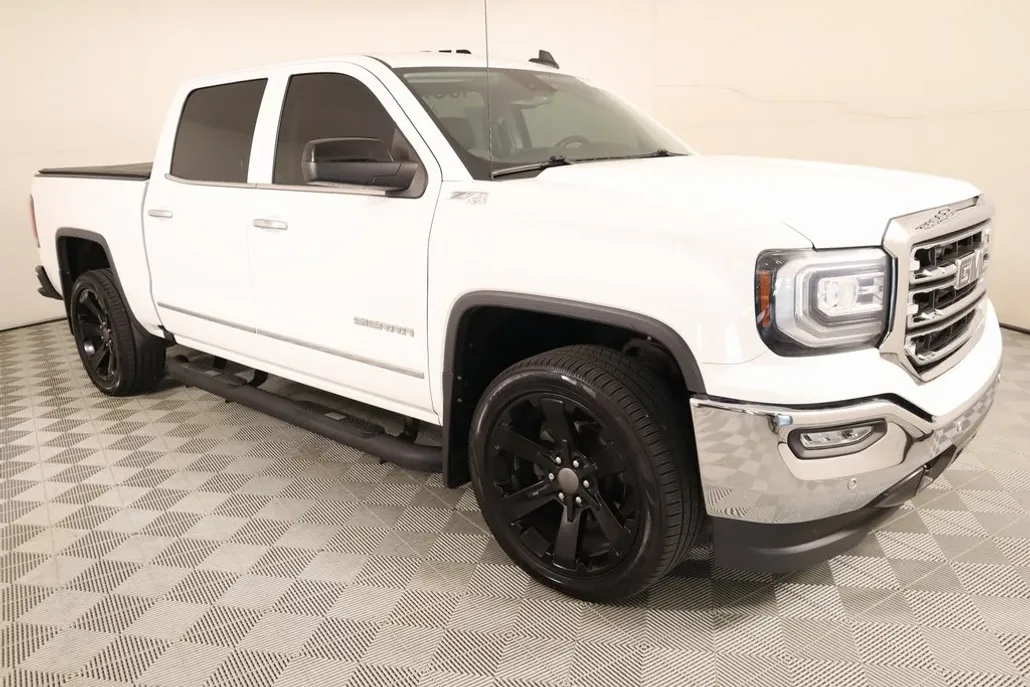 2018 Gmc Sierra 1500 SLT photo 1