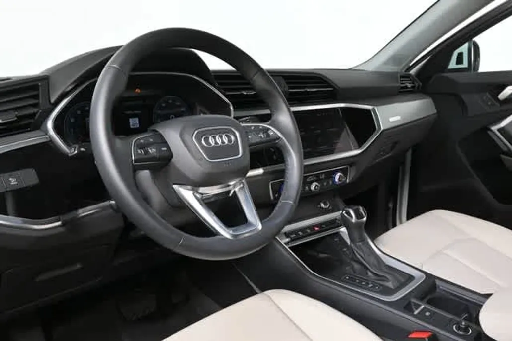 2023 Audi Q3 S line Premium Plus photo 1
