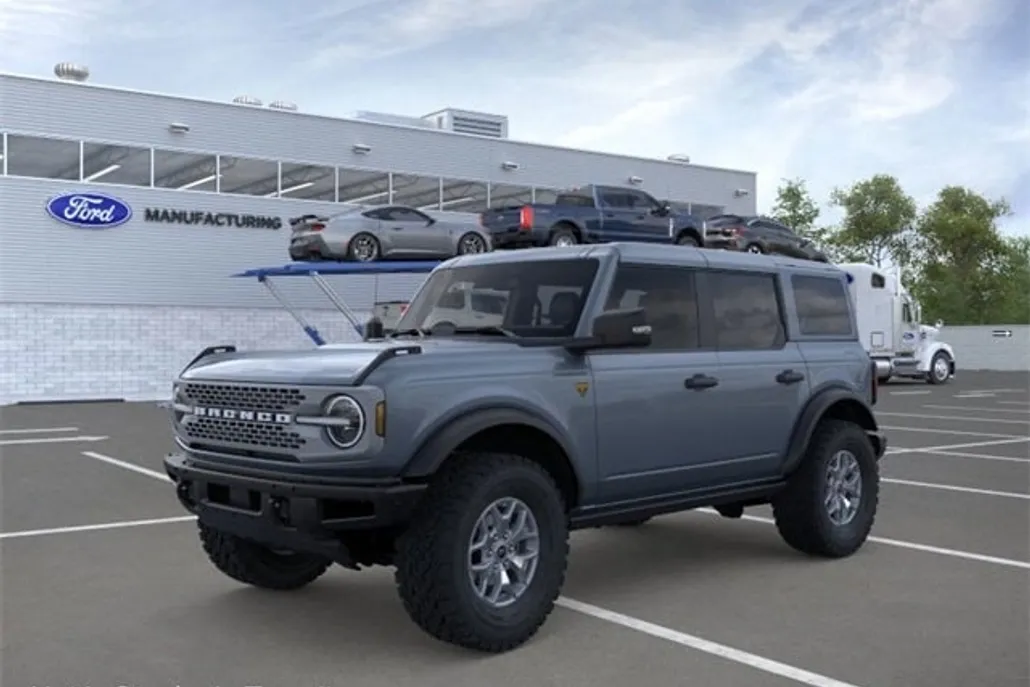 2025 Ford Bronco Badlands photo 1