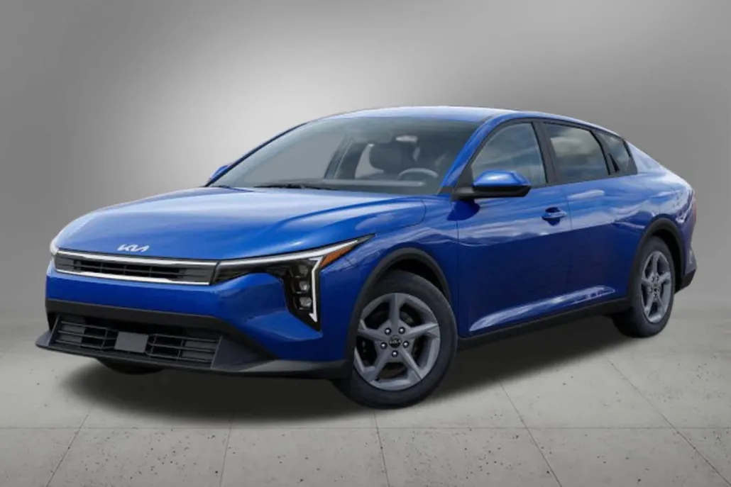 2025 Kia K4 LXS photo 1
