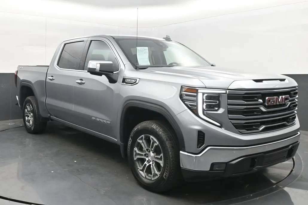 2024 Gmc Sierra 1500 SLT photo 1