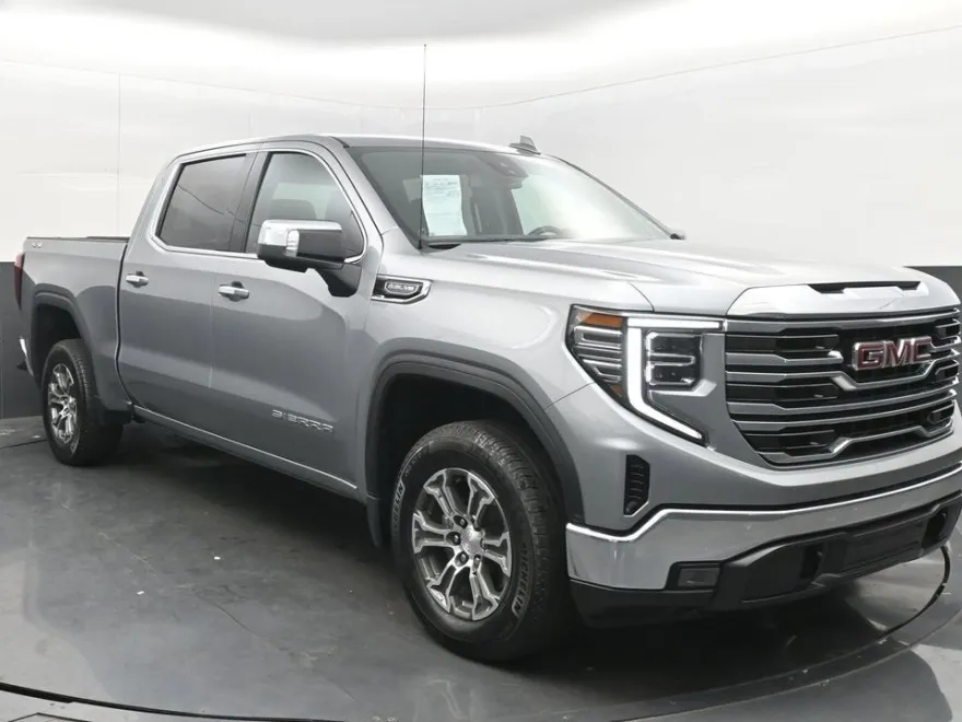 2024 Gmc Sierra 1500 SLT photo 1